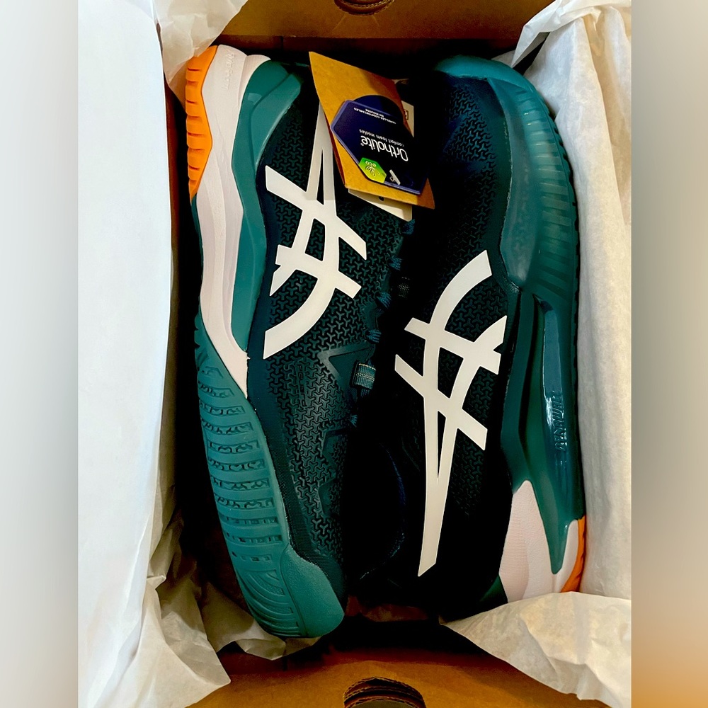 ASICS gel-resolution 8 men size 10